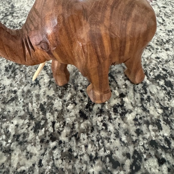 Vintage wooden elephant - Picture 2 of 4